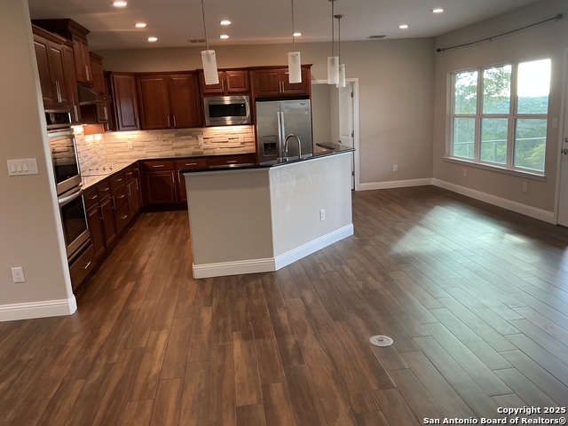 Image 9 of 78 For 1524 Freshwater