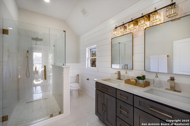 Image 22 of 47 For 617 Guenther E