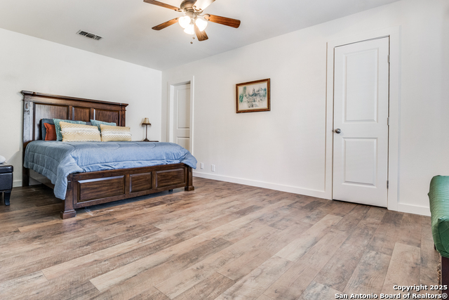 Image 12 of 23 For 104 Whippoorwill Ct