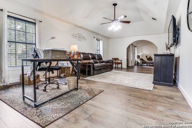 Image 5 of 23 For 104 Whippoorwill Ct