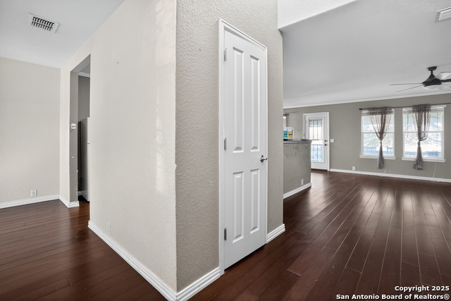 Image 3 of 25 For 5424 Storm King