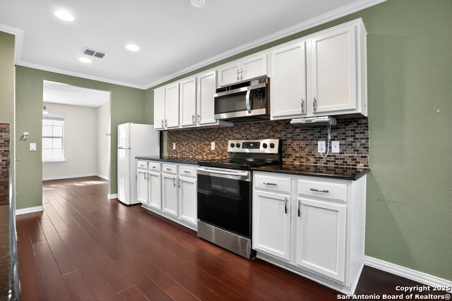 Image 5 of 25 For 5424 Storm King