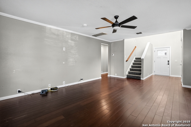 Image 9 of 25 For 5424 Storm King