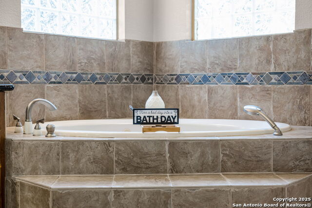 Image 24 of 43 For 22210 Via Posada