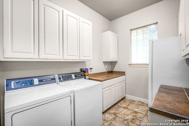 Image 27 of 43 For 22210 Via Posada