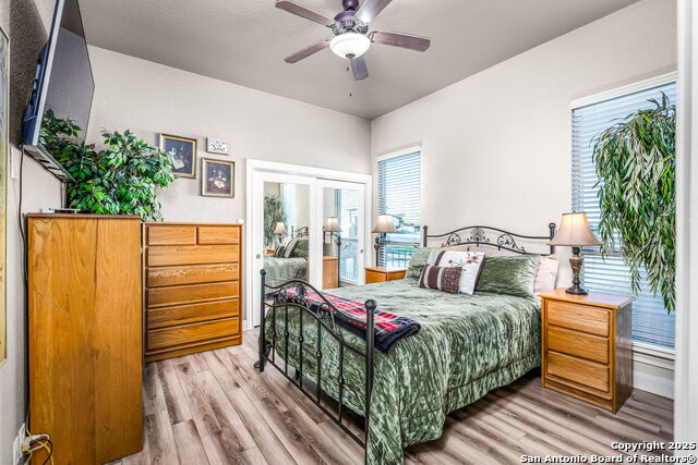 Image 28 of 43 For 22210 Via Posada