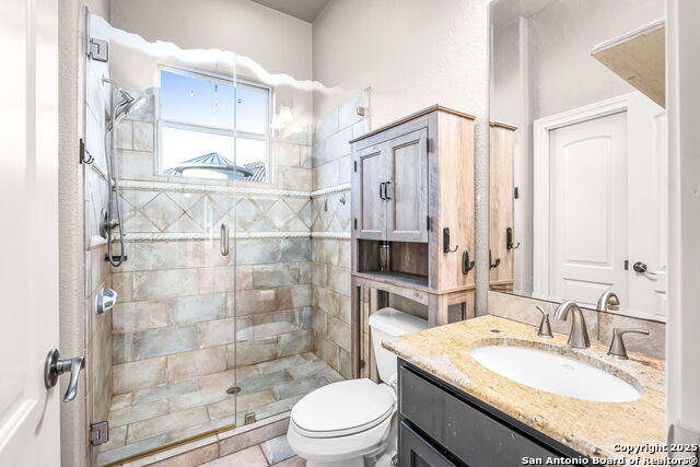 Image 29 of 43 For 22210 Via Posada