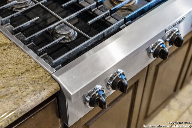 Image 9 of 43 For 22210 Via Posada