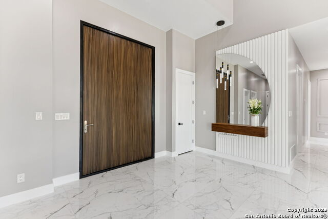 Image 10 of 50 For 147 Las Palomas