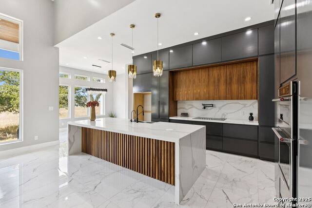 Image 13 of 50 For 147 Las Palomas