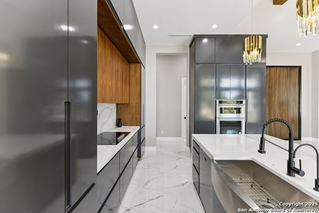 Image 15 of 50 For 147 Las Palomas