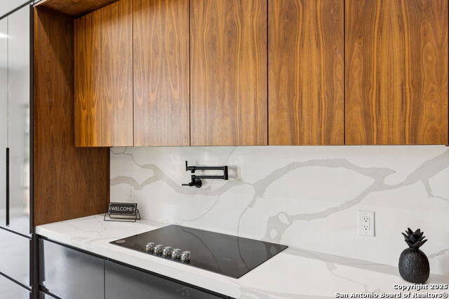 Image 19 of 50 For 147 Las Palomas