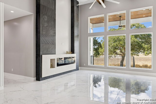 Image 25 of 50 For 147 Las Palomas