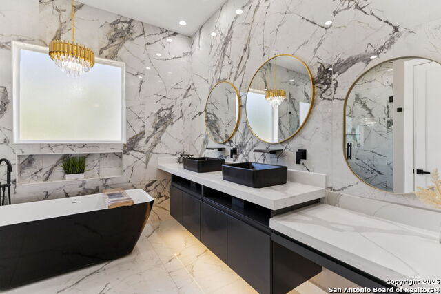 Image 32 of 50 For 147 Las Palomas