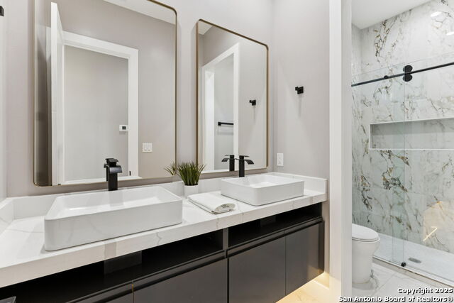 Image 39 of 50 For 147 Las Palomas