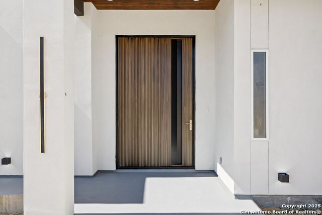 Image 5 of 50 For 147 Las Palomas