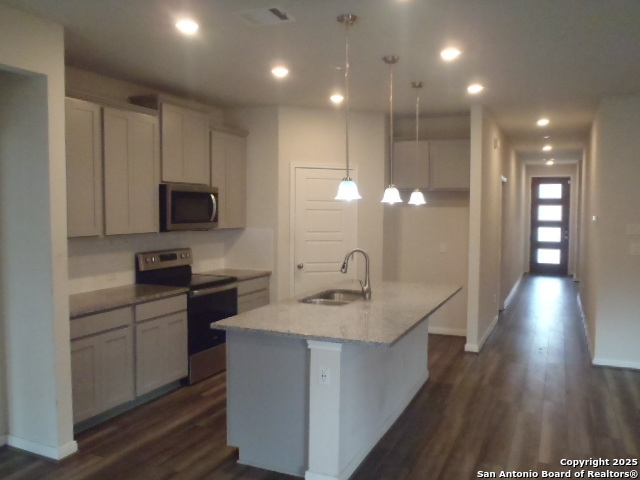 Image 10 of 27 For 1250 Lennea Garden