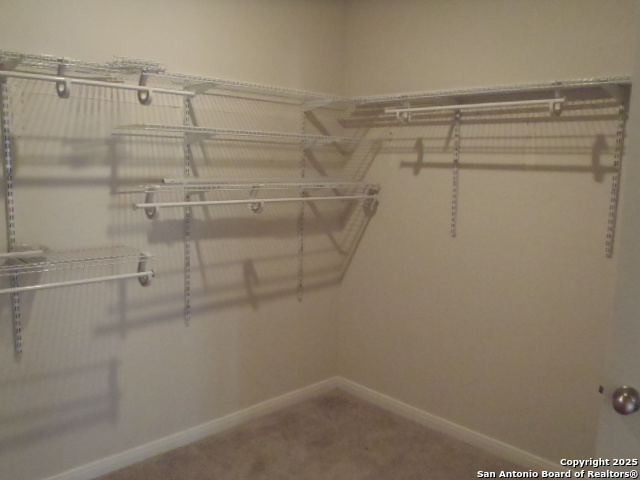 Image 19 of 27 For 1250 Lennea Garden