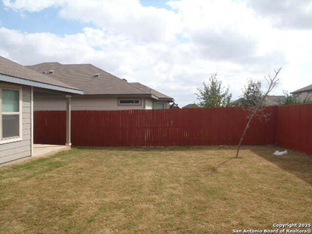 Image 6 of 27 For 1250 Lennea Garden