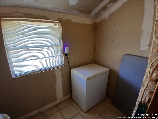 Image 22 of 53 For 706 Thomaston River Rd