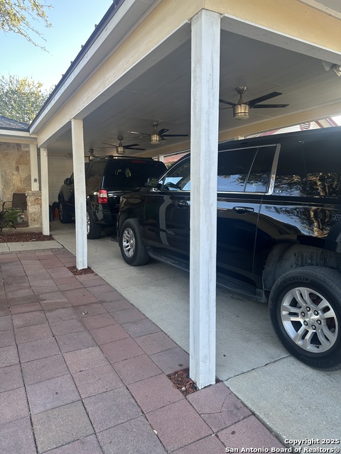 Image 3 of 11 For 530 Belcross