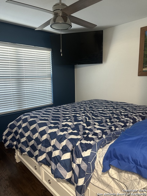 Image 8 of 11 For 530 Belcross