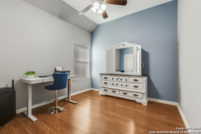 Image 17 of 25 For 12002 Mill Summit