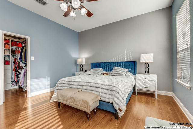 Image 20 of 25 For 12002 Mill Summit