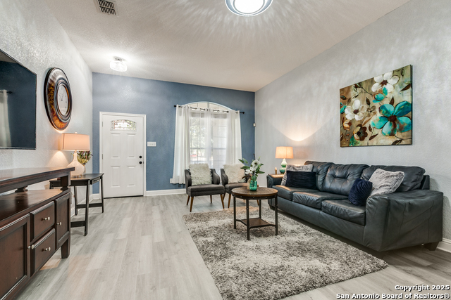 Image 4 of 25 For 12002 Mill Summit