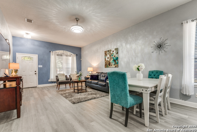 Image 5 of 25 For 12002 Mill Summit