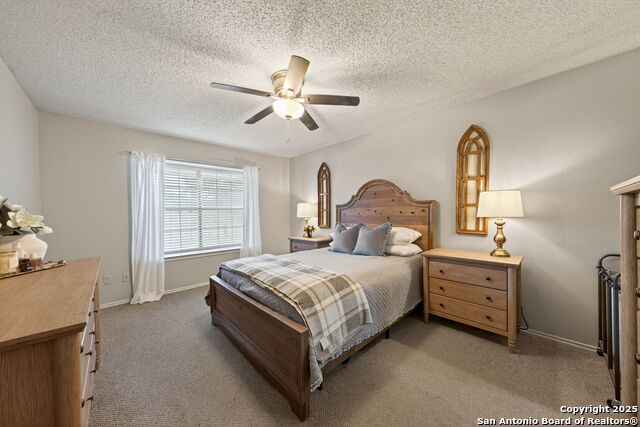 Image 13 of 26 For 764 Garden Meadow