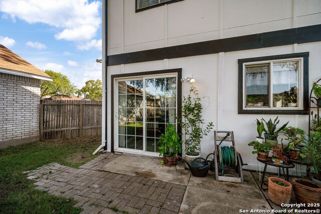 Image 22 of 26 For 764 Garden Meadow