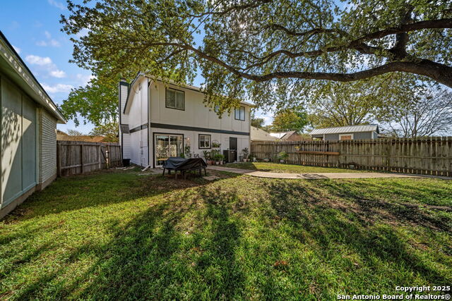 Image 26 of 26 For 764 Garden Meadow