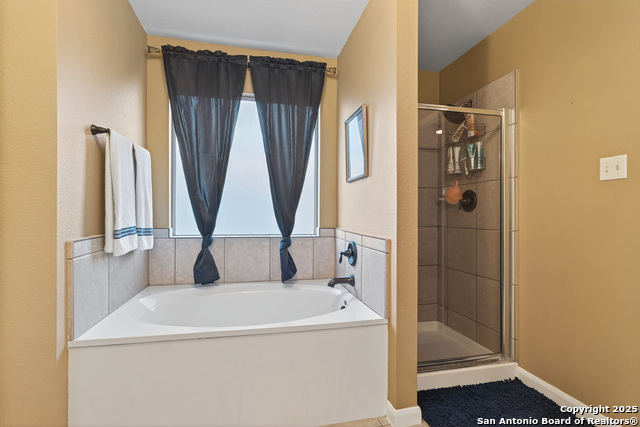 Image 13 of 24 For 2052 Heaton Hall