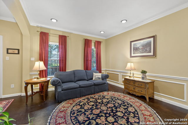 Image 4 of 24 For 2052 Heaton Hall