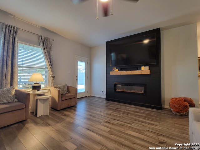 Image 15 of 35 For 10219 Azealia Way