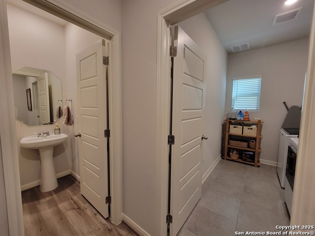 Image 24 of 35 For 10219 Azealia Way