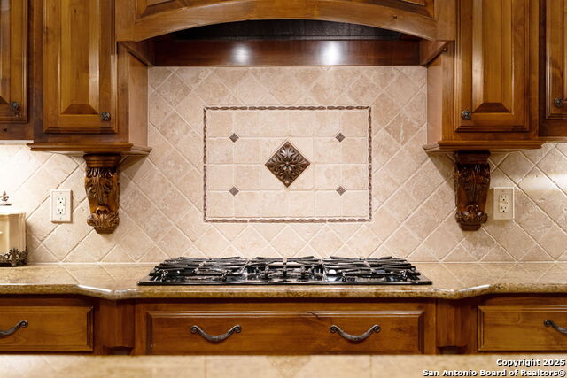 Image 28 of 68 For 20027 Buckhead