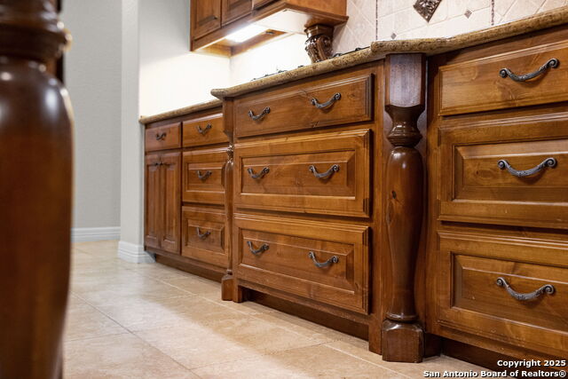 Image 33 of 68 For 20027 Buckhead