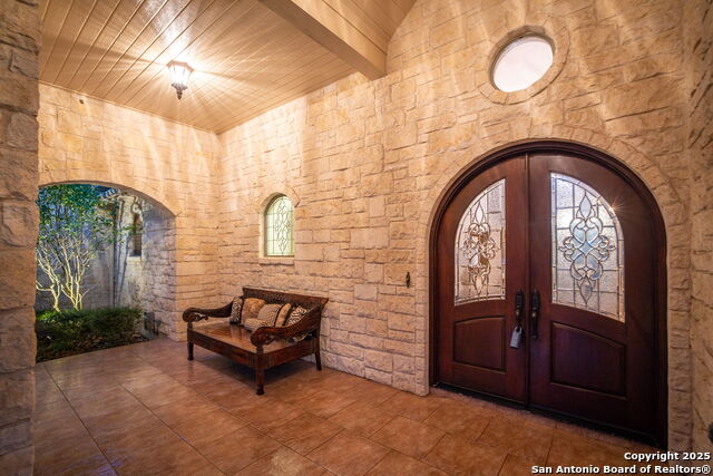 Image 4 of 68 For 20027 Buckhead