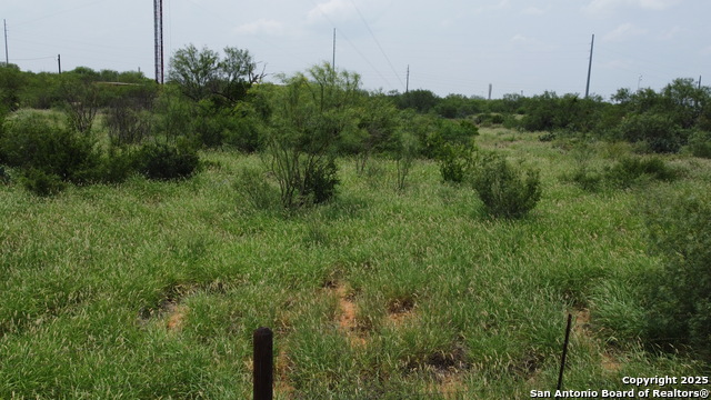 Image 4 of 9 For 2438 Interstate 35
