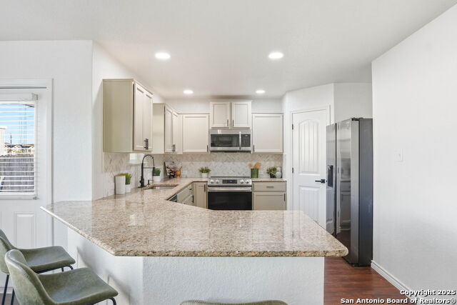 Image 10 of 35 For 184 Jolie Circle