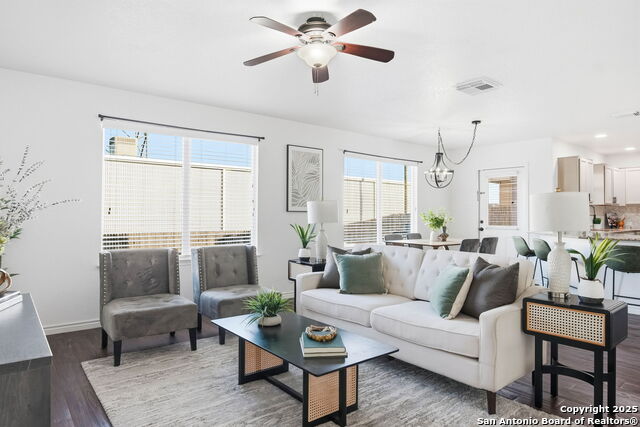 Image 7 of 35 For 184 Jolie Circle