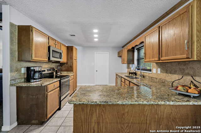 Image 17 of 44 For 10243 Grand Meadow