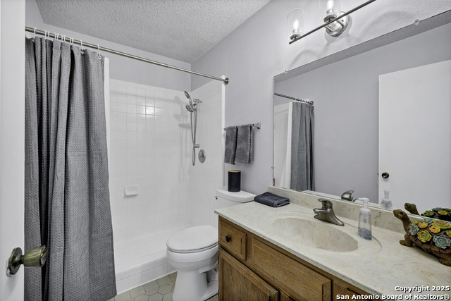 Image 32 of 44 For 10243 Grand Meadow