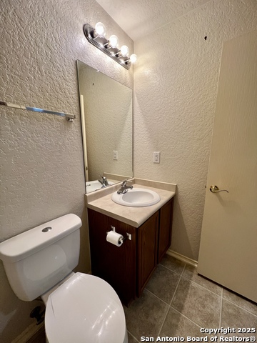 Image 12 of 30 For 9114 Laguna Falls