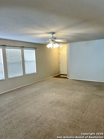 Image 27 of 30 For 9114 Laguna Falls