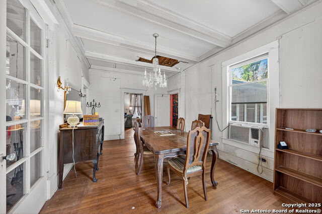 Image 14 of 30 For 433 Woodlawn Ave W