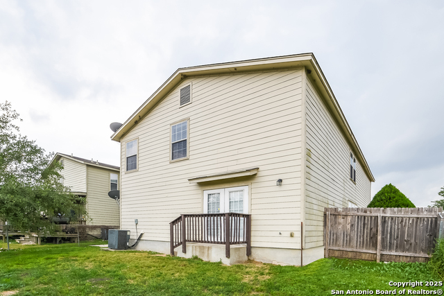 Image 15 of 17 For 714 Absolon Farm