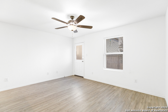 Image 11 of 25 For 11058 Tree Line